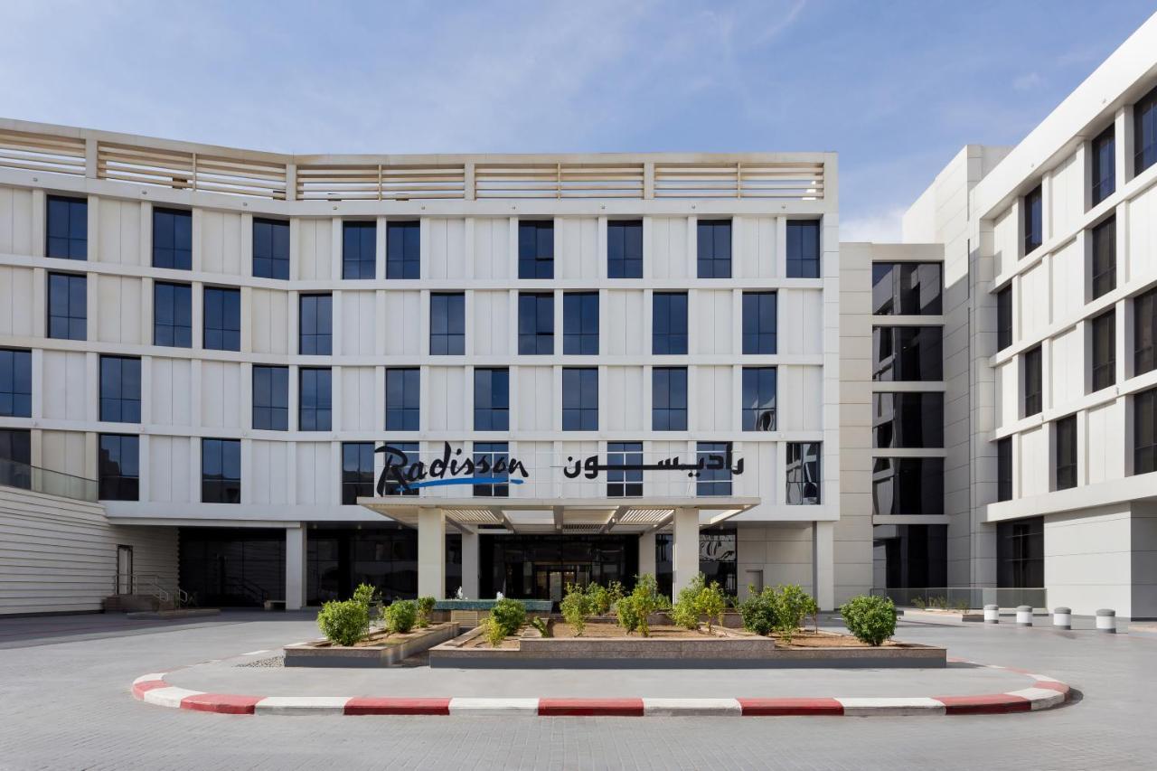 Radisson Hotel & Apartments Dammam Industrial City Exterior foto